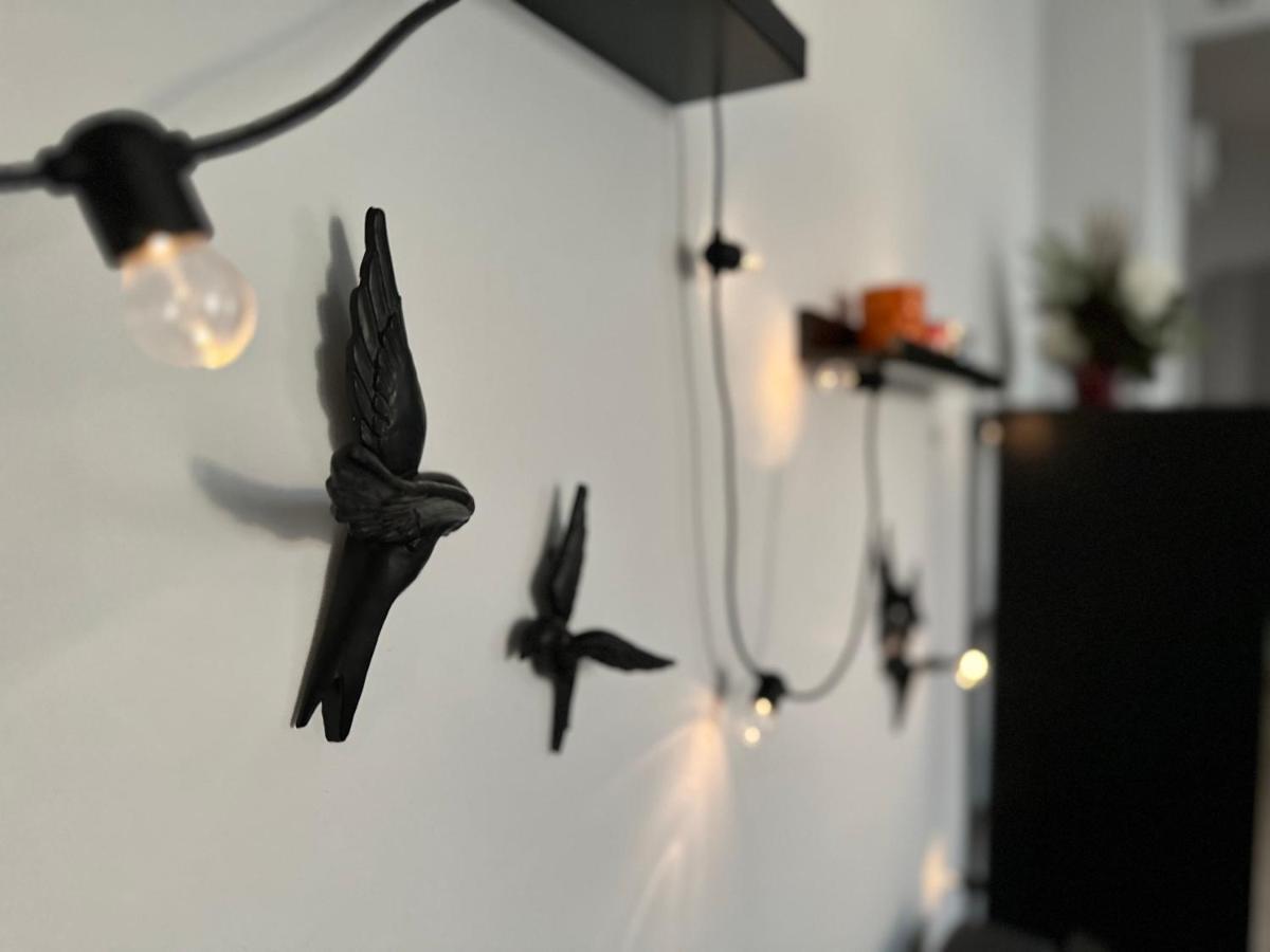 Bird Nest 2 Room Apartment Bucureşti Ngoại thất bức ảnh